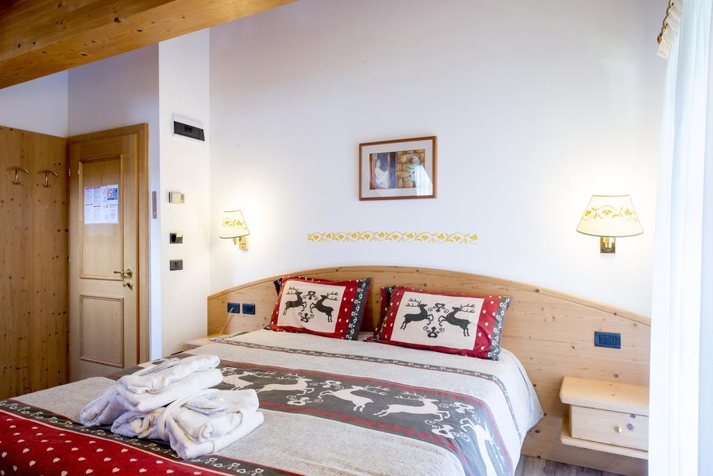 Hotel Villa Rosella Park & Wellness Canazei Zewnętrze zdjęcie